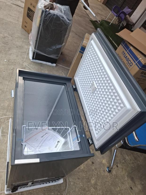 Best Energy Saver Pearl Chest Freezer 150litres With Glass Top for Sal photo 6