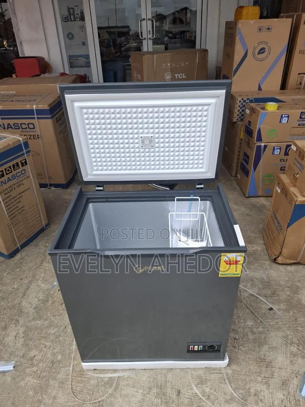Best Energy Saver Pearl Chest Freezer 150litres With Glass Top for Sal photo 8