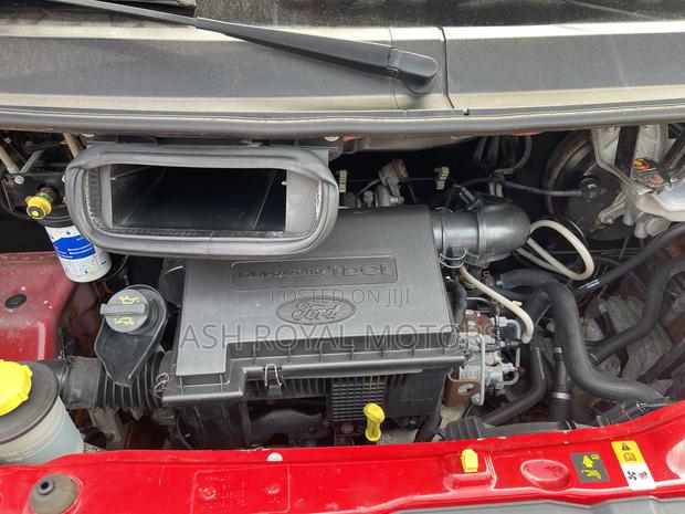 Ford Transit 2010 Red