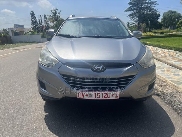 Hyundai Tucson Limited AWD 2012 Gray
