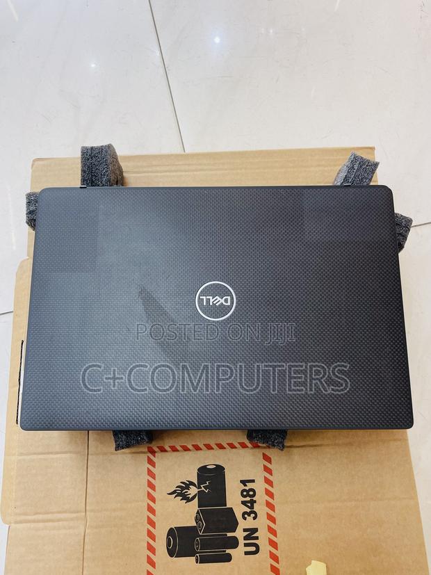 New Laptop Dell Latitude 7400 8GB Intel Core I7 SSD 256GB photo 3