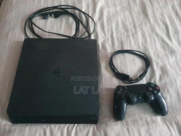 Ps4 Slim Jailbroken With 11 Games
