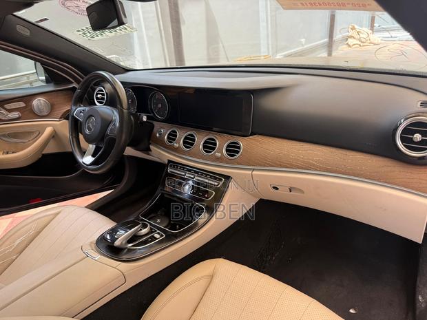 Mercedes-Benz E300 2018 Black