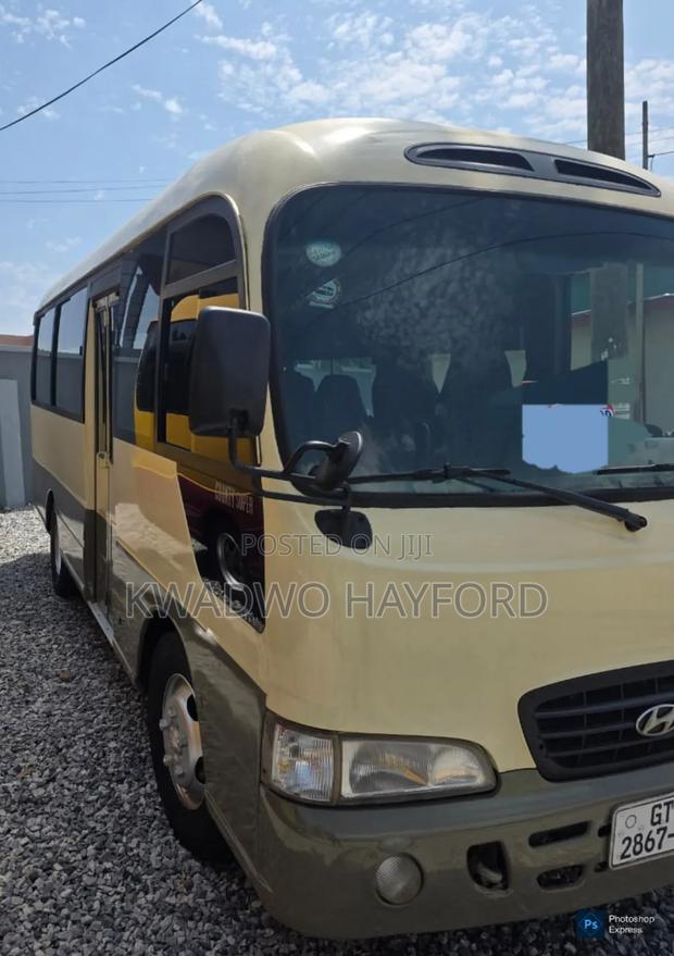 Hyundai County 2009 Silver