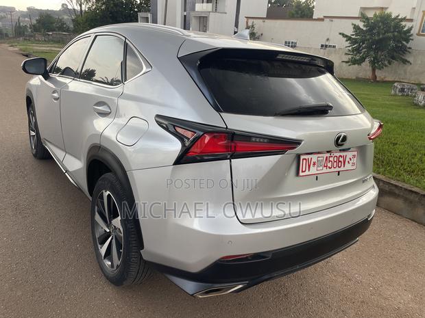 Lexus NX 2018 Silver