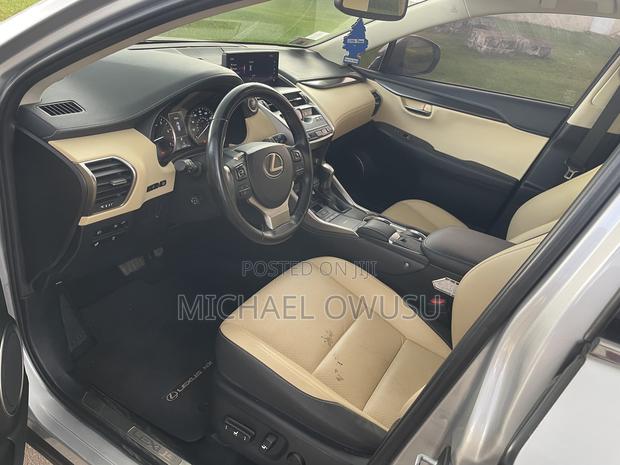 Lexus NX 2018 Silver