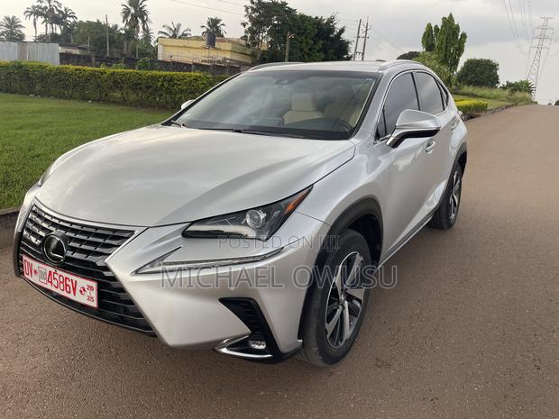 Lexus NX 2018 Silver