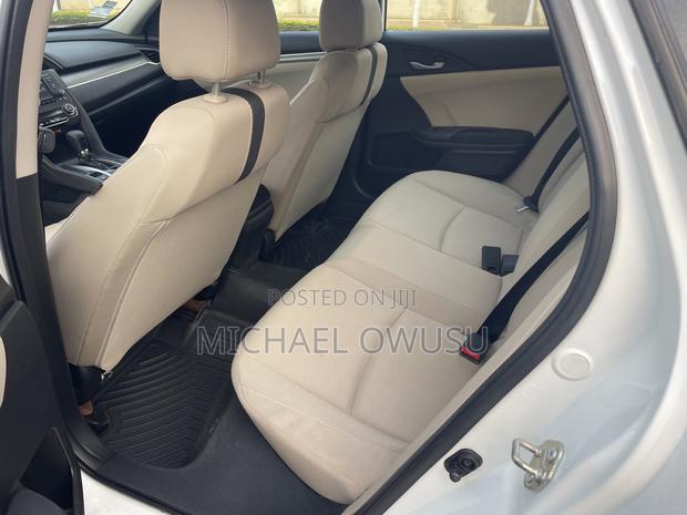 Honda Civic 2017 White