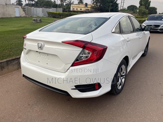 Honda Civic 2017 White