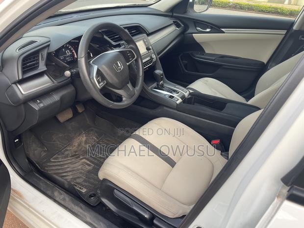 Honda Civic 2017 White