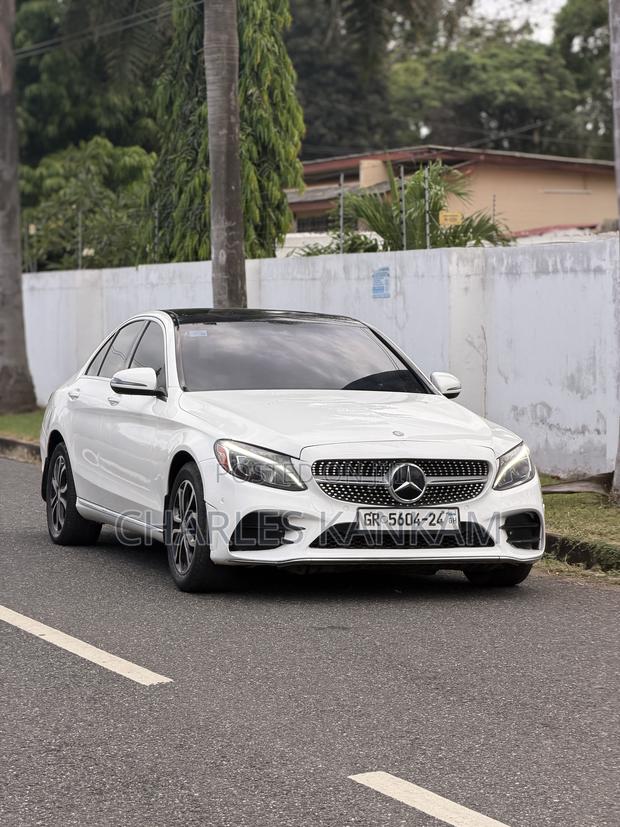 Mercedes-Benz C300 Luxury 4Matic Sedan AWD (2.0L 4cyl 7A) 2016 White