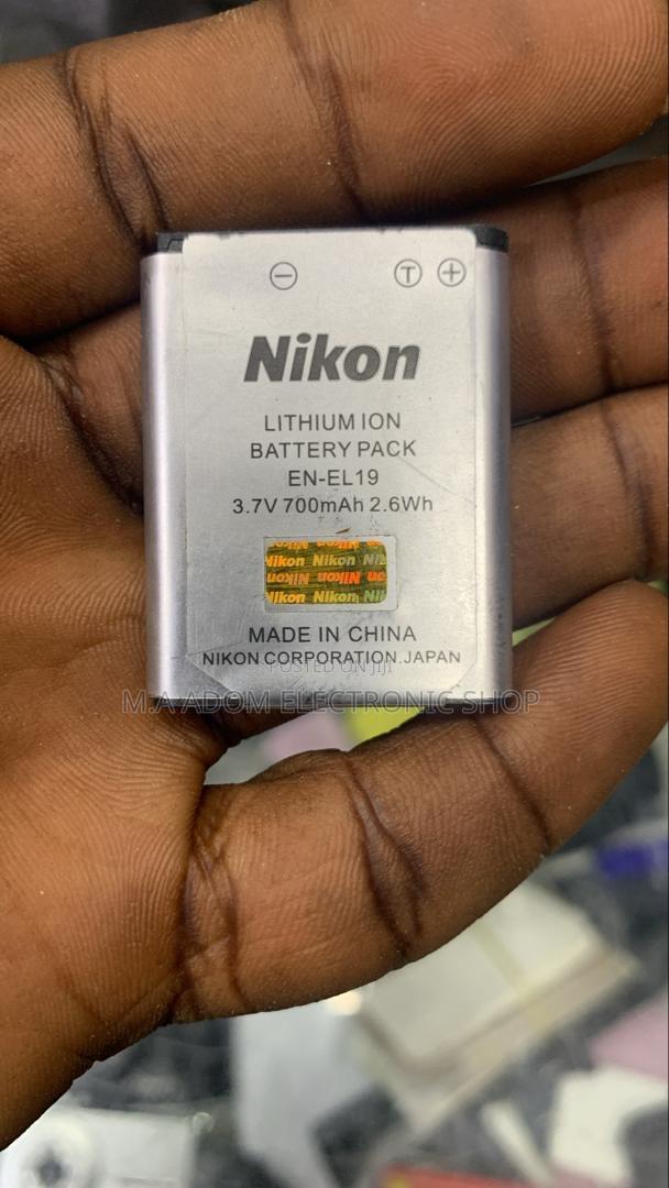 Nikon en-El19 Rechargeable Battery for Select Nikon Cameras · Photo 3