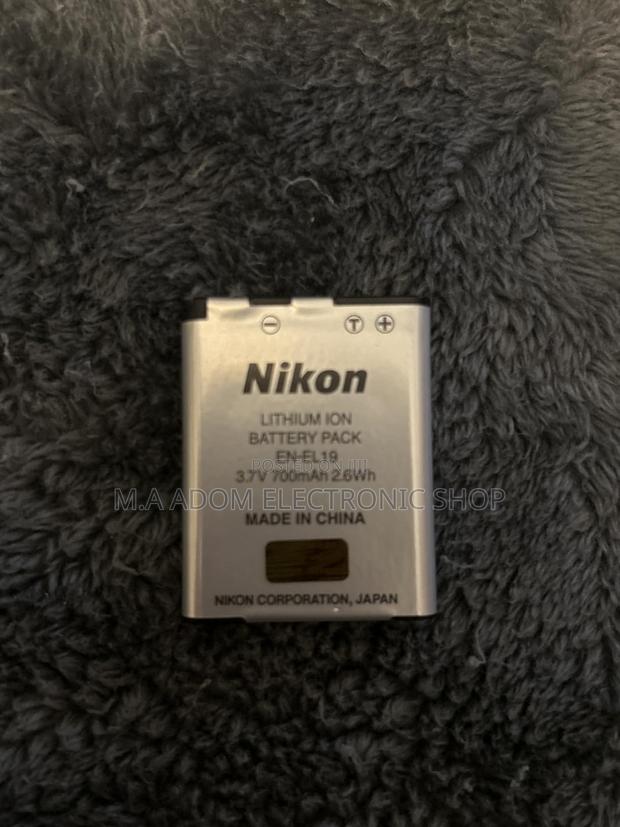 Nikon en-El19 Rechargeable Battery for Select Nikon Cameras · Photo 4