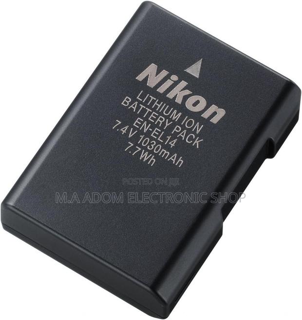 Nikon Lithium Ion en El 14a Battery · Photo 2