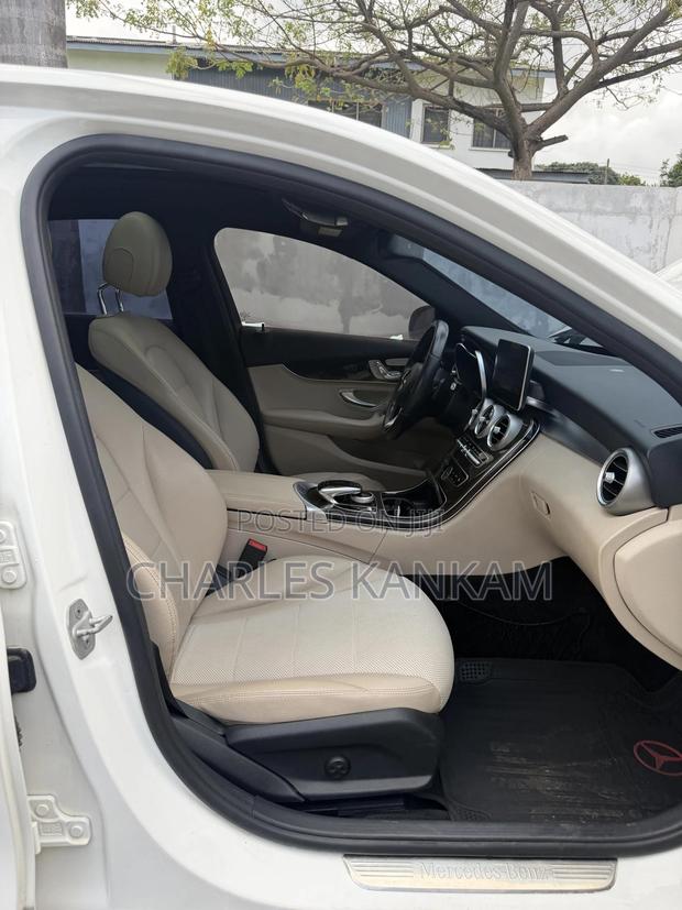 Mercedes-Benz C300 Luxury 4Matic Sedan AWD (2.0L 4cyl 7A) 2016 White photo 6