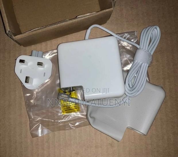 Macbook Pro and Air Charger photo 2