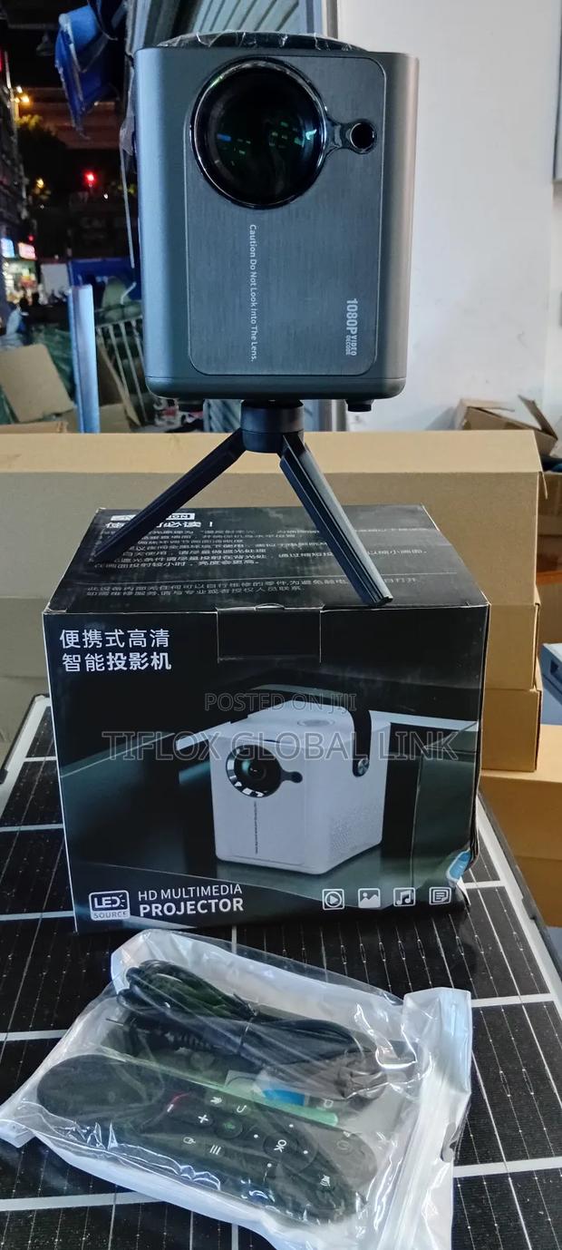 Hd Multimedia Led Projector (Uk) photo 2