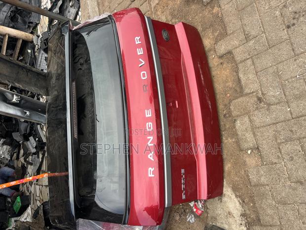 Range Rover Evoque 2014-2015 Booth / Tailgate