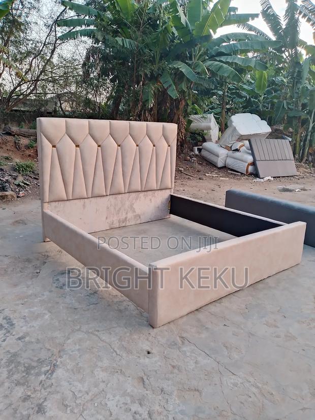 Queen Size Bed Frame Is Cream Materials · Photo 2