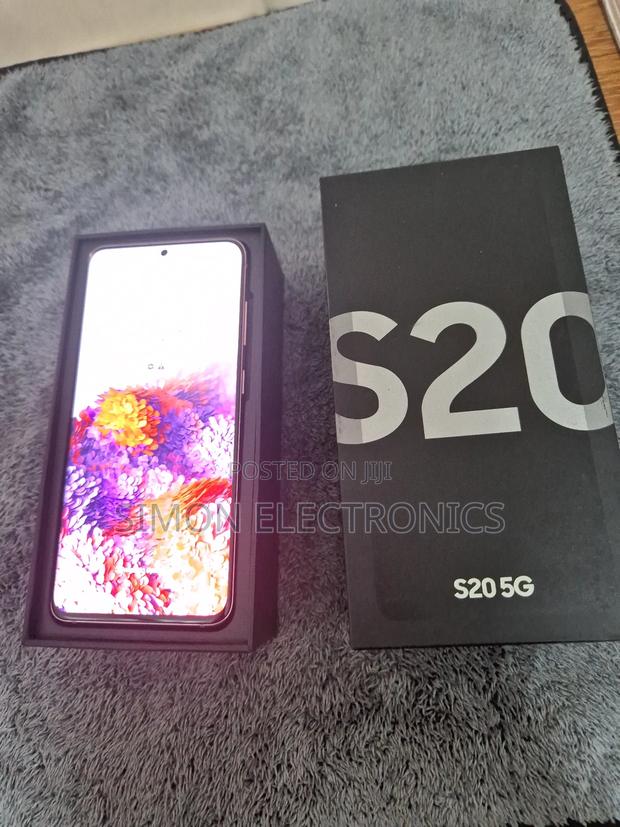 New Samsung Galaxy S20 128 GB