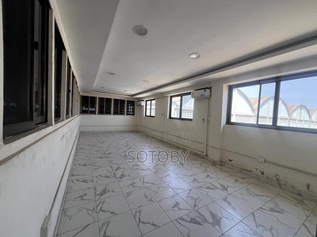Warehouse 5000sqm at Tema photo 5