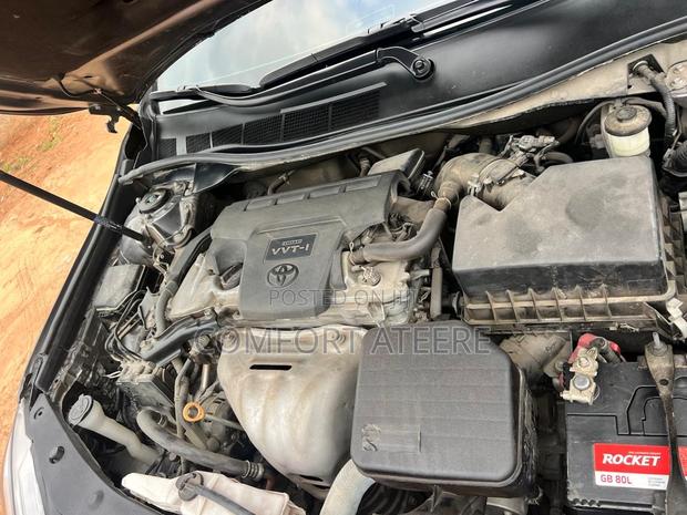 Toyota Camry SE 4dr Sedan (2.5L 4cyl 6A) 2017 Gray