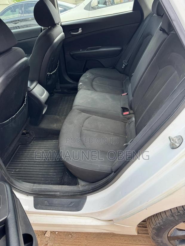 Kia Optima 2017 White photo 6