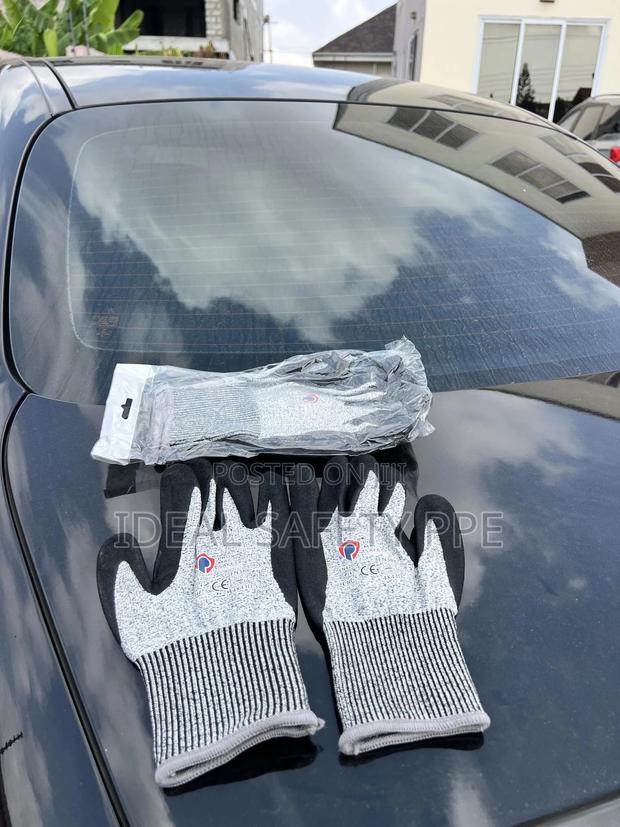Anti Cut Gloves