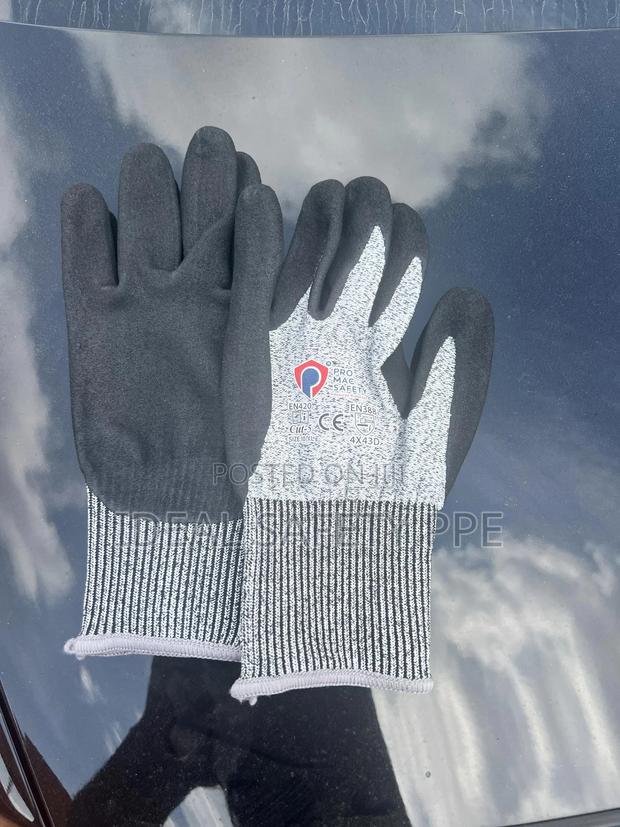 Anti Cut Gloves