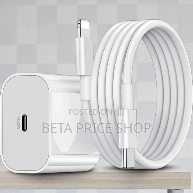 Original iPhone 14 Pro Max Charger (543685)