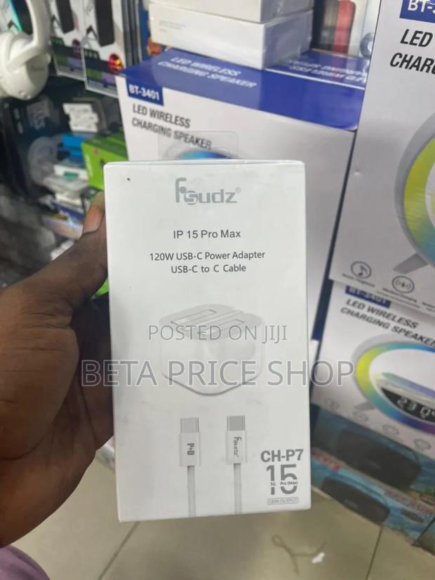 Original iPhone 15 Pro Max Charger(467836) photo 2