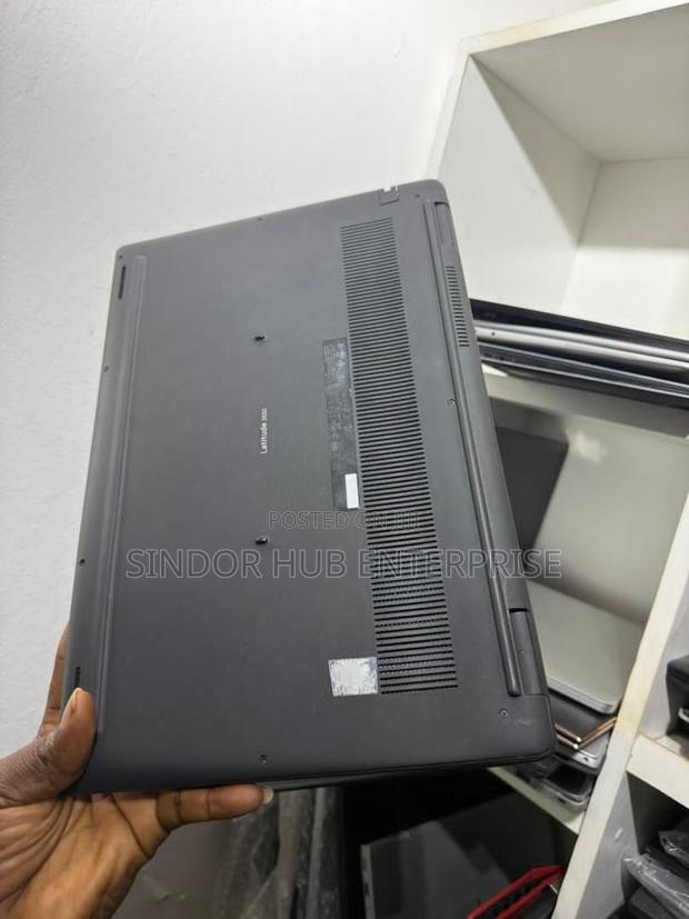 Laptop Dell Latitude 3520 8GB Intel Core I5 SSD 256GB