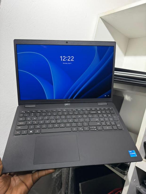 Laptop Dell Latitude 3520 8GB Intel Core I5 SSD 256GB photo 3