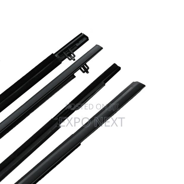 Weatherstrip Window Moulding Suitable For Honda Civic /Set photo 5