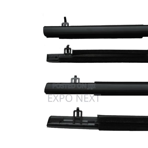 Weatherstrip Window Moulding Suitable For Honda Civic /Set photo 6