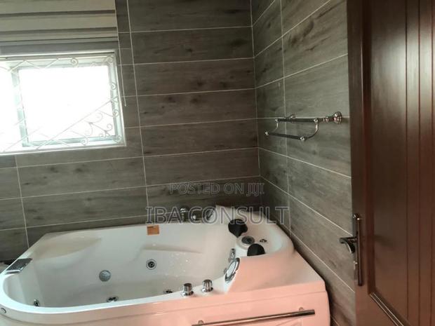 4bdrm House in Amrahia for sale