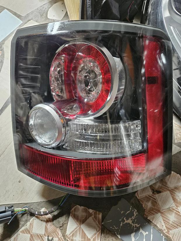 Range Rover Sports Taillights 2013 Right Side Led Type