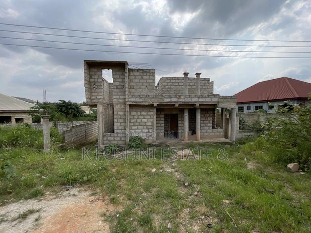 4bdrm House in K Fuseini Estate, Kwabre for sale