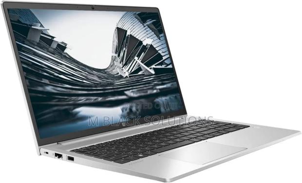 New Laptop HP ProBook 450 G5 8GB Intel Core I7 SSD 512GB · Photo 4