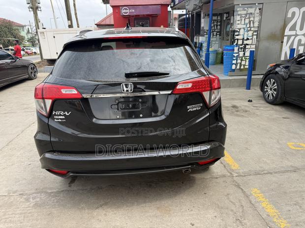 Honda HR-V Touring AWD 2019 Black