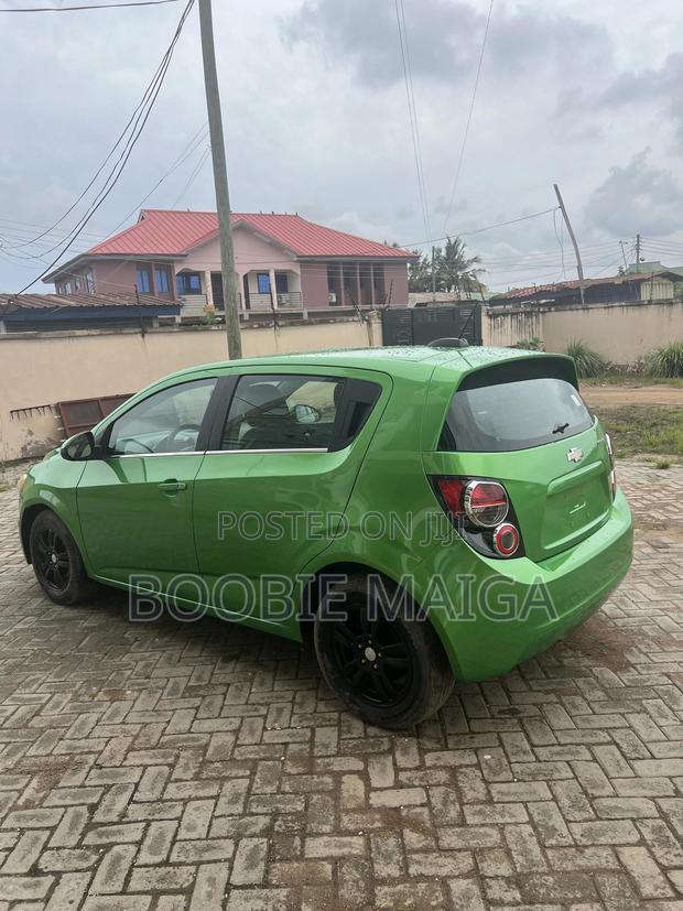 Chevrolet Sonic LT 2015 Green photo 5
