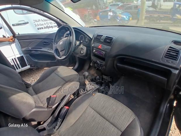 Kia Picanto 2010 Black photo 3