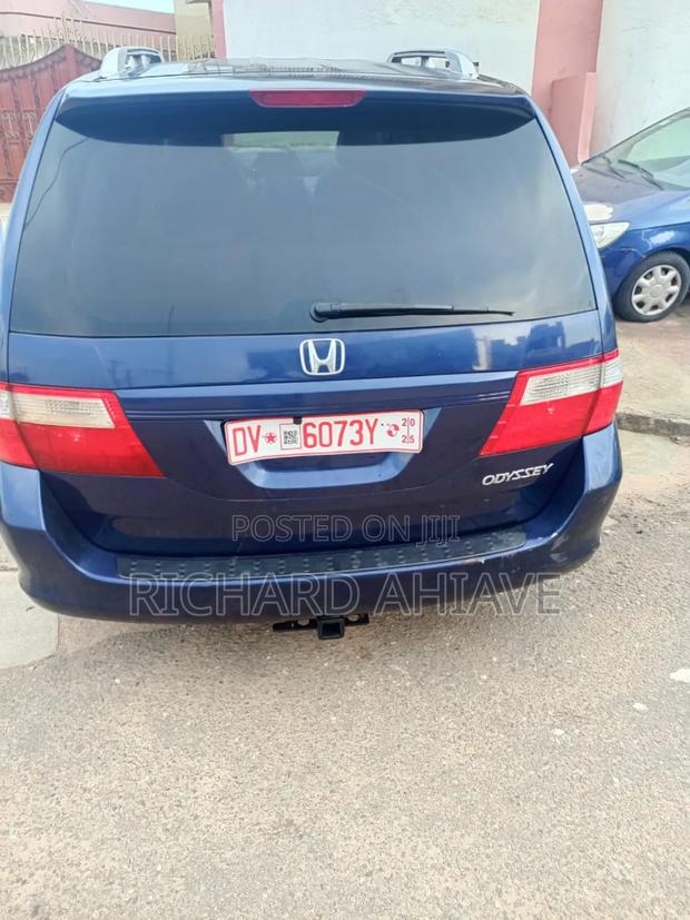 Honda Odyssey Touring Auto 2024 Blue photo 5