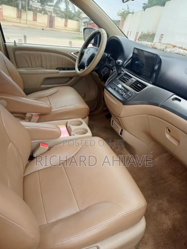 Honda Odyssey Touring Auto 2024 Blue photo 8