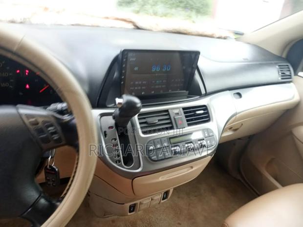 Honda Odyssey Touring Auto 2024 Blue photo 16