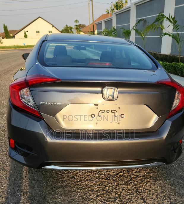 Honda Civic LX Sedan 2020 Gray photo 6