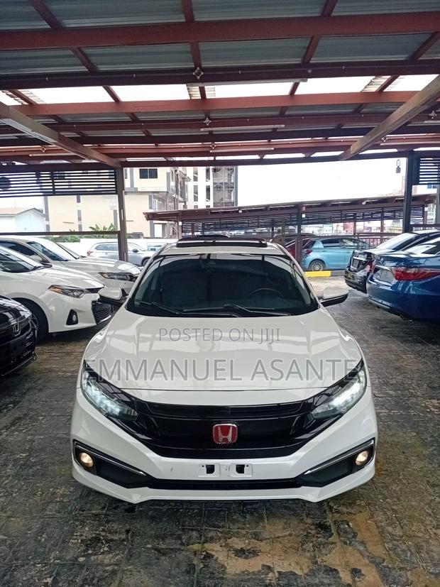 Honda Civic Touring Sedan 2019 White