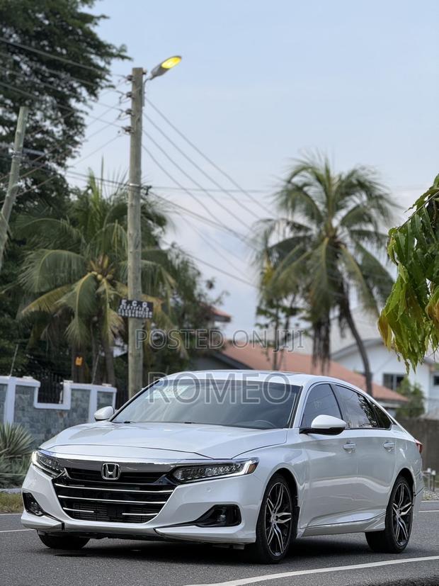 Honda Accord 2021 White