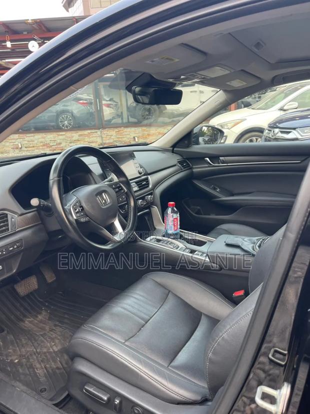 Honda Accord Touring 2.0T 2020 Black