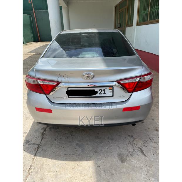 Toyota Camry LE 4dr Sedan (2.5L 4cyl 6A) 2015 Silver